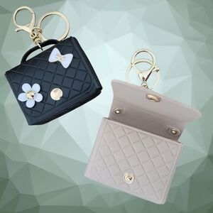 Keychain Bag Charm Holder for Earbuds NEW